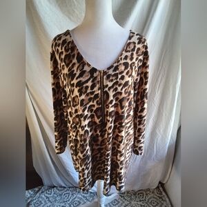 Tacera Leopard Print Long Sleeve V-Neck Blouse with 1/4 Front Zip In Gold Accent